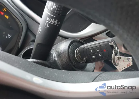 2018 Chevrolet Sonic Lt Auto z USA, uszkodzony, nr VIN 1G1JD5SH5J4121442